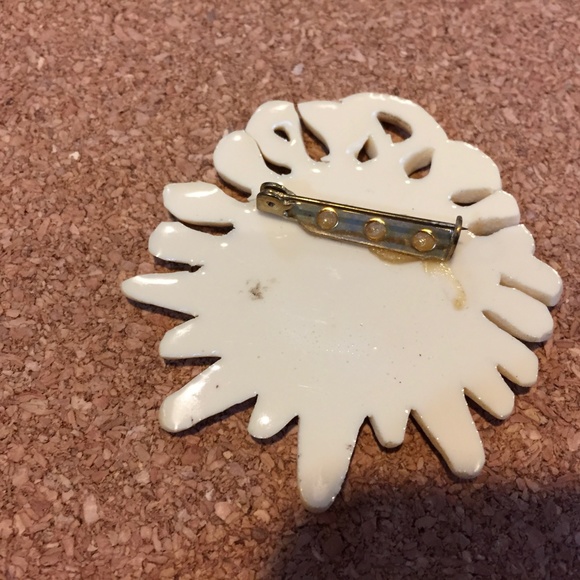 Sun and Moon Pins - Picture 10 of 16